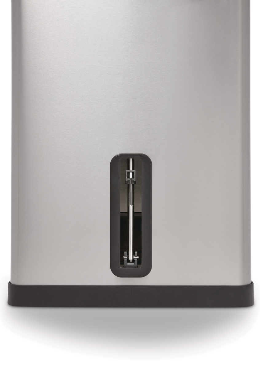 Rubbermaid Impressions™ 50L Step-On Stainless Steel Front Step Black 1901992